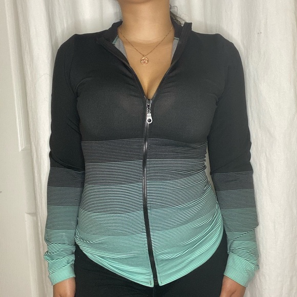 Active Track Jacket - Picture 3 of 4